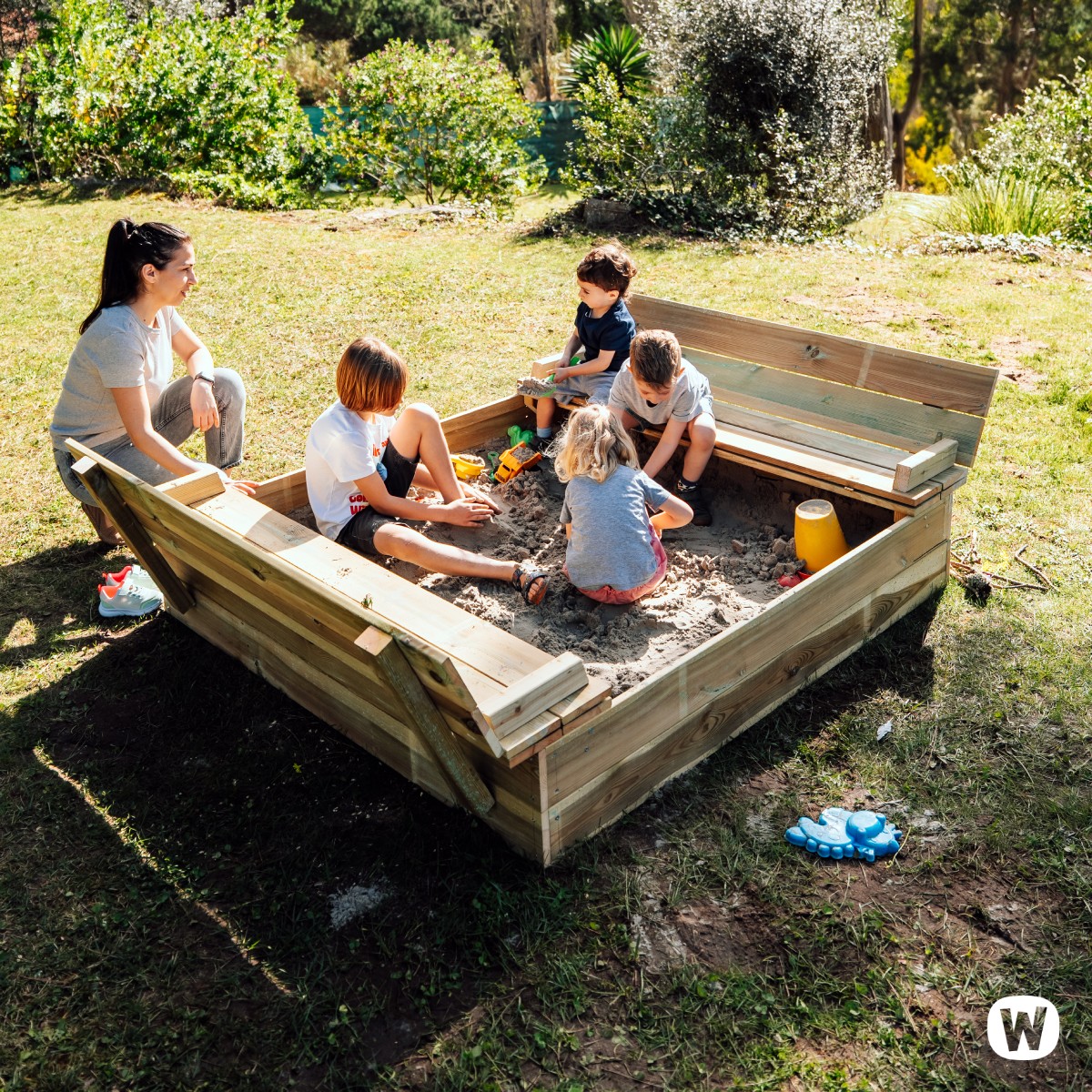 Bac à sable Flippey avec couvercle (différentes tailles)  620260_k